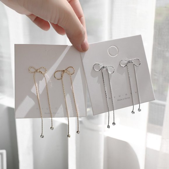 ♠️ NEW Silver Pendant Earrings with Crystals - Picture 3 of 3